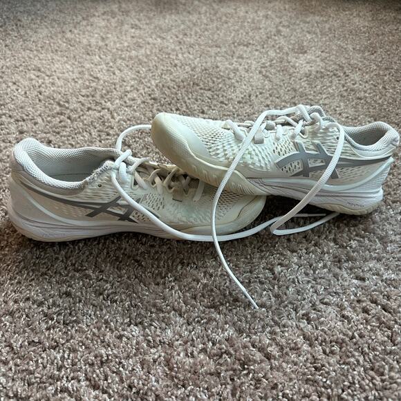 ASICS Gel Resolution White/Silver Tennis Shoes- 8.5 - Picture 5 of 7